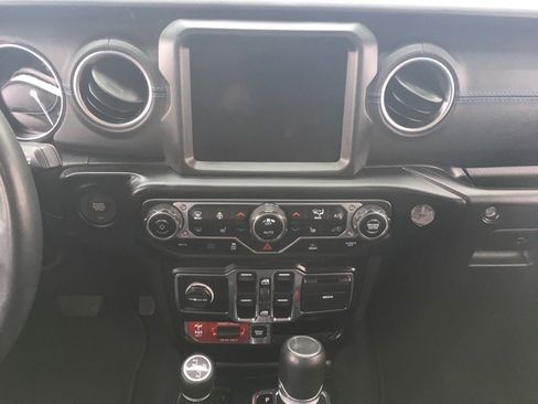 Used 2022 Jeep Wrangler Unlimited Rubicon 4xe w/ Cold Weather Group image 25