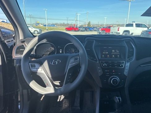 Used 2017 Hyundai Santa Fe Sport image 10