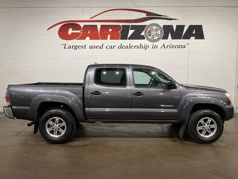 Used 2012 Toyota Tacoma PreRunner image 1