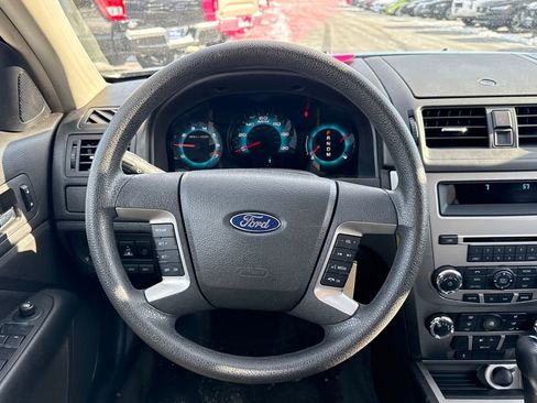 Used 2010 Ford Fusion SE image 10