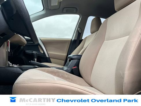 Used 2013 Toyota RAV4 LE image 9