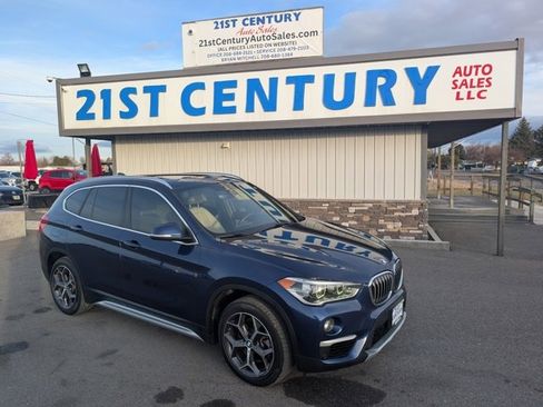 Used 2019 BMW X1 xDrive28i w/ Convenience Package image 1