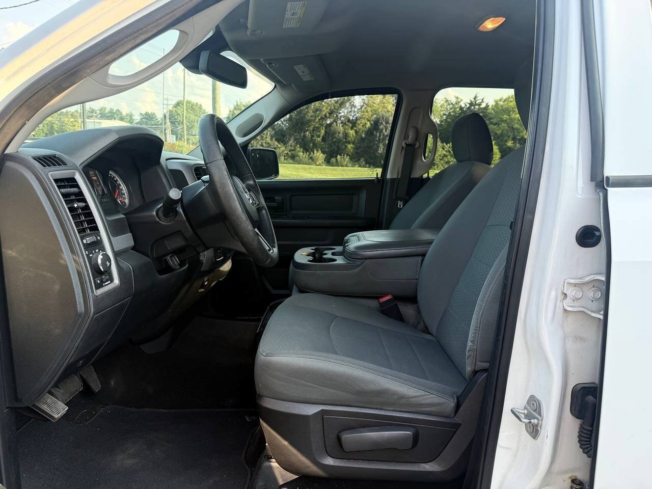 Used 2016 RAM 1500 Express w/ Popular Equipment Group AWD/4WD image 11