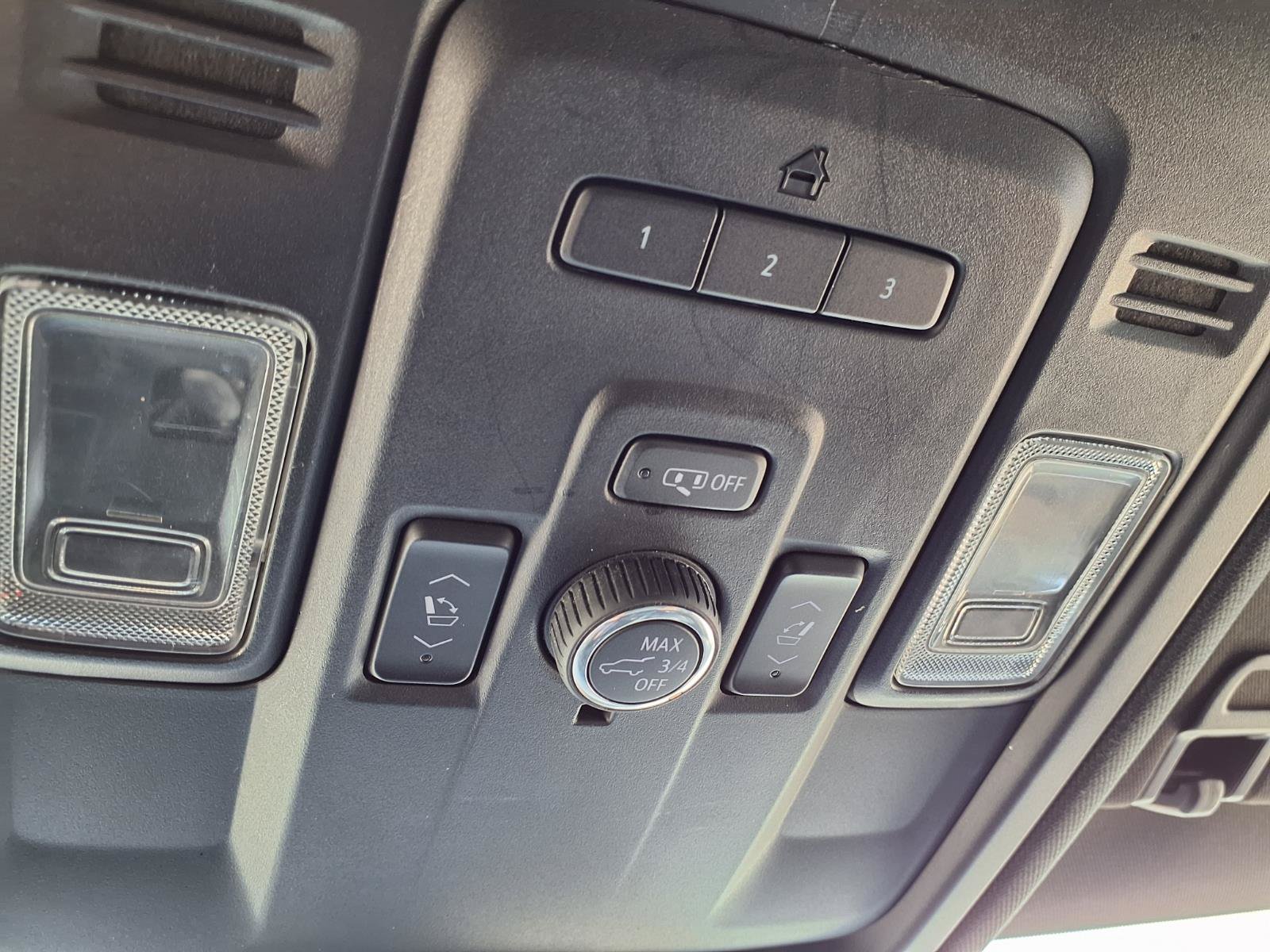 Used 2021 GMC Yukon Denali AWD/4WD image 18