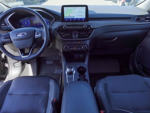 Used 2020 Ford Escape Titanium AWD/4WD image 10