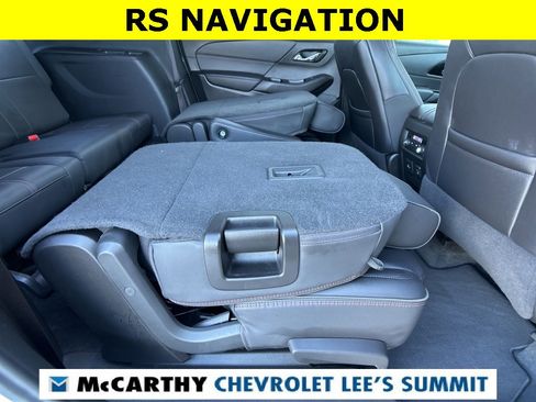 Used 2023 Chevrolet Traverse RS image 42
