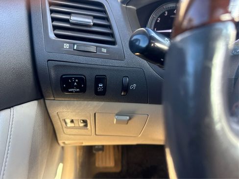 Used 2011 Lexus ES 350 image 25