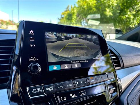 Used 2023 Honda Odyssey Sport image 21