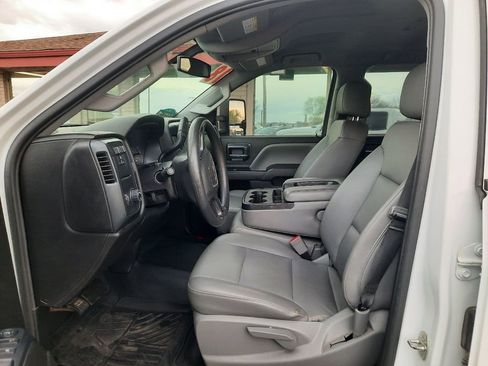 Used 2018 GMC Sierra 2500 2WD Double Cab w/ Sierra Convenience Package image 6