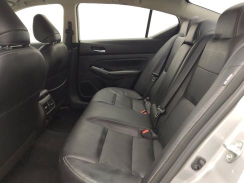 Used 2023 Nissan Altima 2.5 SL FWD image 18
