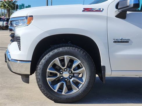 New 2026 Chevrolet Silverado 1500 LT image 6