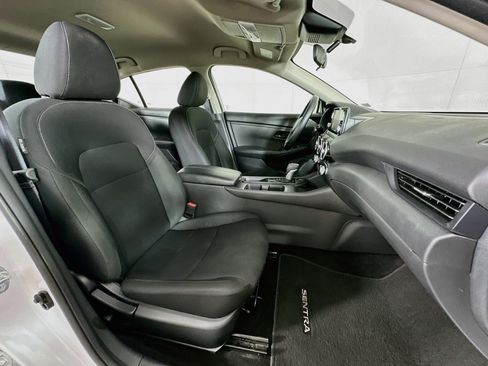 Used 2025 Nissan Sentra S FWD image 29