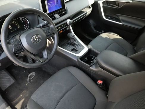 Used 2024 Toyota RAV4 LE AWD/4WD image 11