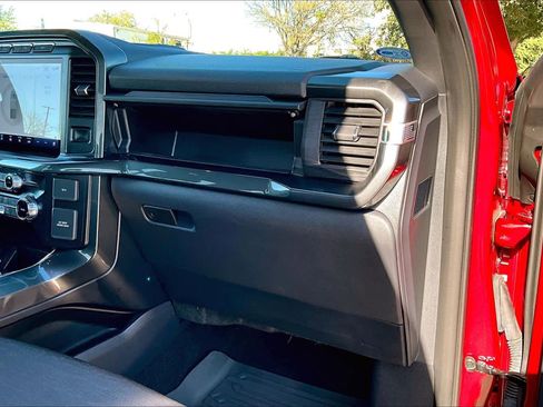 Certified 2022 Ford F150 XLT w/ Equipment Group 302A High image 19