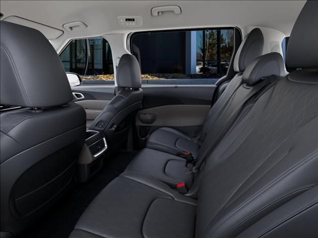 New 2027 Kia Carnival EX FWD image 18