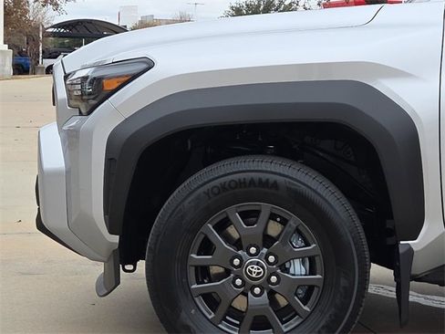 New 2025 Toyota 4Runner SR5 image 5