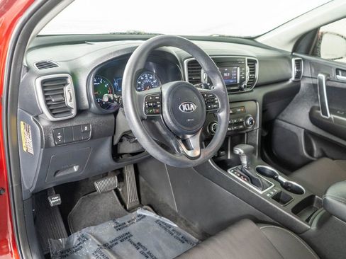 Used 2017 Kia Sportage LX AWD/4WD image 13