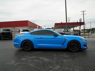 Used 2017 Ford Mustang Shelby GT350 RWD video 2