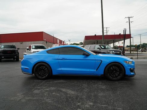 Used 2017 Ford Mustang Shelby GT350 RWD image 2