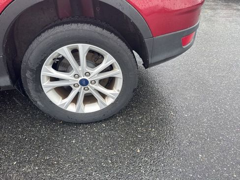 Used 2018 Ford Escape SEL w/ Ford Safe & Smart Package AWD/4WD image 9