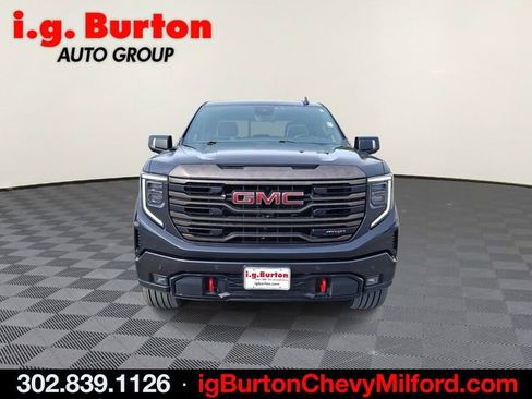 Used 2022 GMC Sierra 1500 AT4X image 2