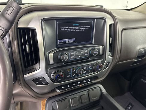Used 2018 GMC Sierra 1500 SLT image 31