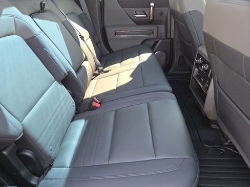 Used 2025 GMC Hummer EV 3X w/ Extreme Off-Road Package image 31