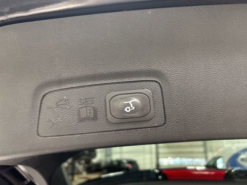 Used 2019 Lincoln MKC Reserve w/ MKC Climate Package image 28