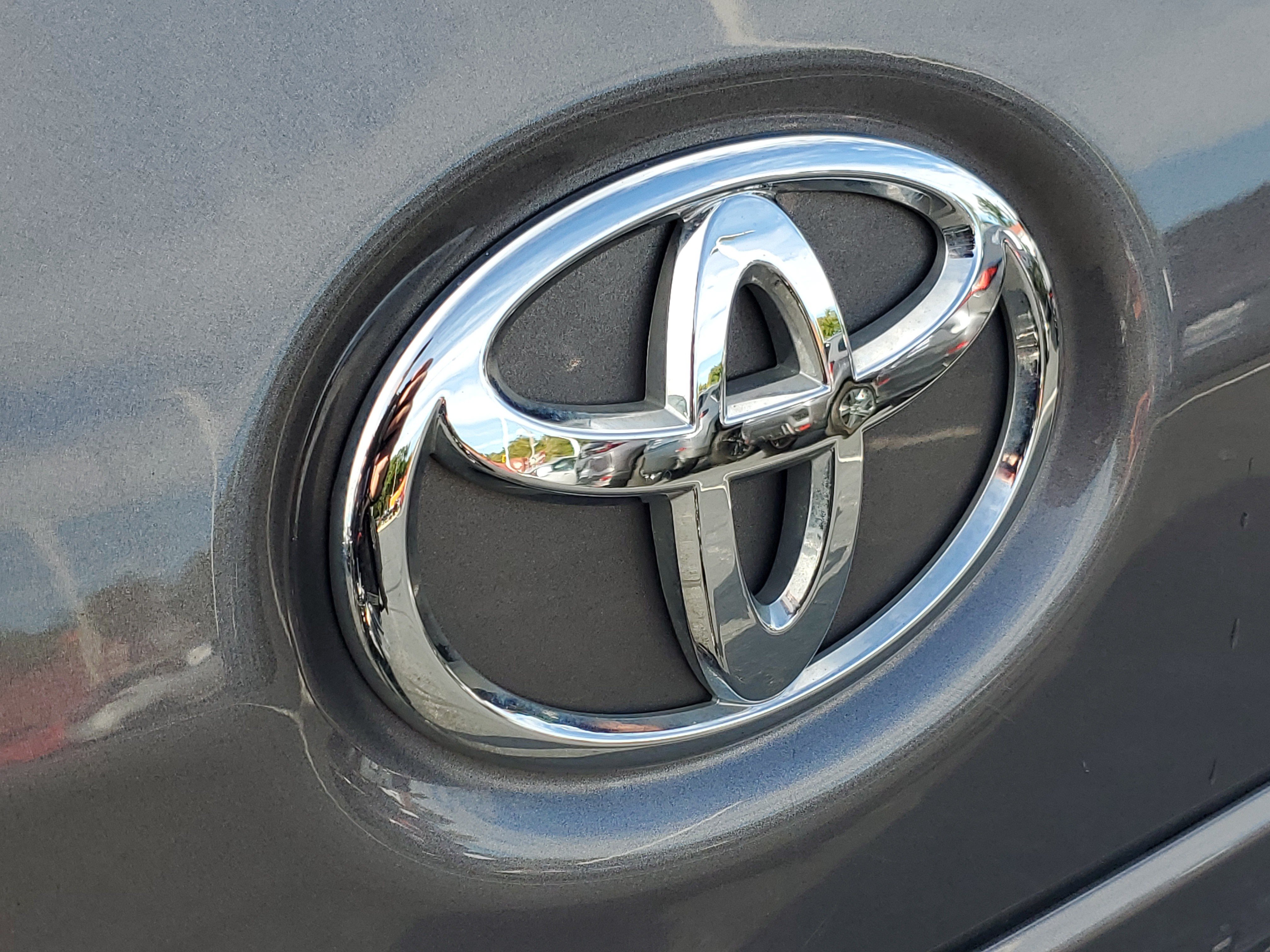 Certified 2019 Toyota Sienna LE FWD image 7
