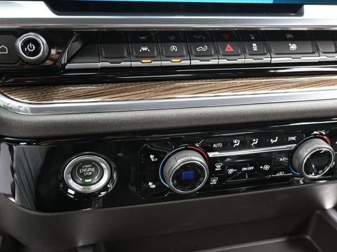 Used 2023 Chevrolet Silverado 1500 RST image 19