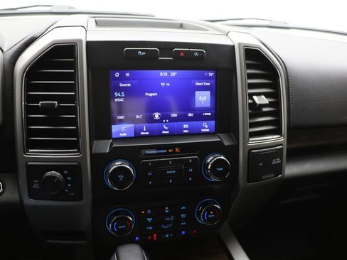 Used 2019 Ford F150 Lariat w/ Equipment Group 501A Mid AWD/4WD image 24