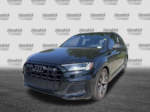 Used 2023 Audi SQ7 Prestige AWD/4WD image 5