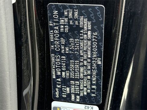 Certified 2022 Kia Carnival SX Prestige image 39