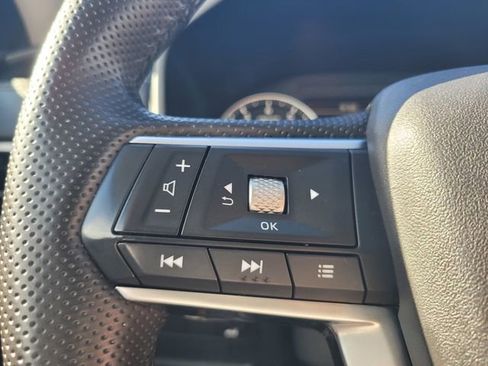 Used 2025 Mitsubishi Outlander SE image 28