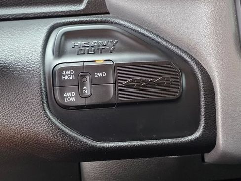 Used 2024 RAM 2500 Big Horn AWD/4WD image 27