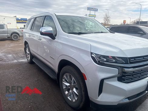 Used 2021 Chevrolet Tahoe Premier w/ Premium Package image 8