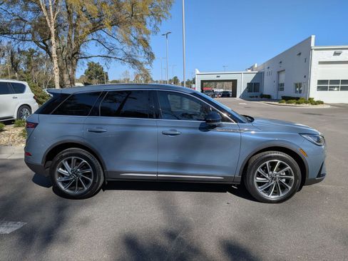 Used 2023 Lincoln Corsair Standard w/ Equipment Group 101A image 2