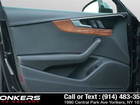 Used 2022 Audi A4 2.0T Premium w/ Convenience Package image 43