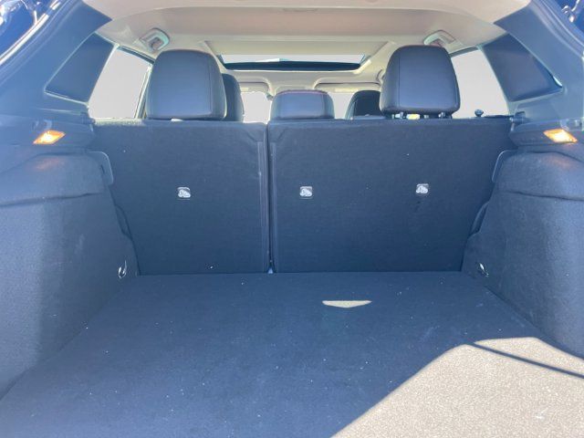 Certified 2026 Nissan Kicks SR w/ SR Premium Package AWD/4WD image 19
