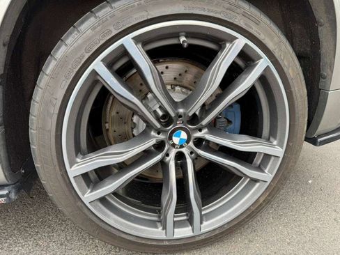 Used 2017 BMW X5 M AWD/4WD image 31
