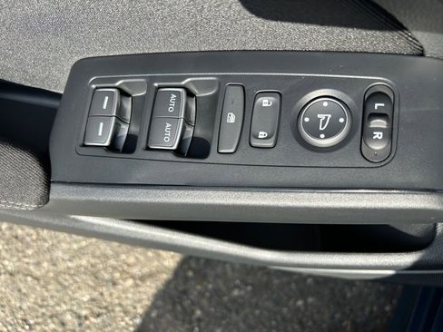 Used 2025 Honda Civic Sport image 24