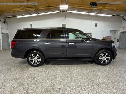 Used 2024 Ford Expedition Max Limited AWD/4WD image 5