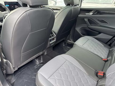 New 2026 Volkswagen Tiguan SEL R-Line AWD/4WD image 10