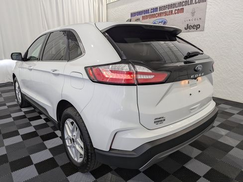 Used 2024 Ford Edge SEL w/ Convenience Package AWD/4WD image 10