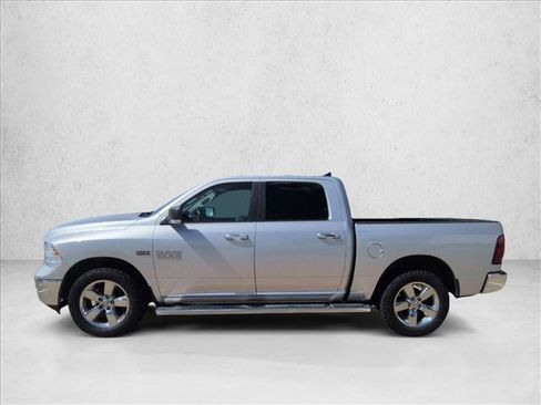 Used 2017 RAM 1500 Big Horn AWD/4WD image 9