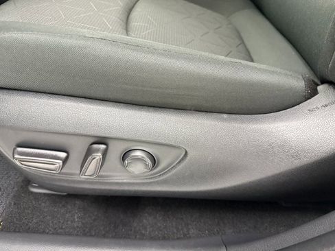 Used 2024 Toyota RAV4 XLE image 27