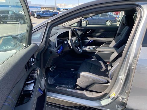 New 2026 Cadillac Optiq V w/ LPO, Floor Liner Package image 31