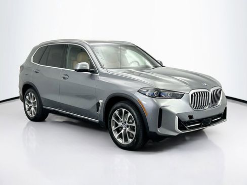 New 2026 BMW X5 xDrive40i w/ Premium Package AWD/4WD image 3