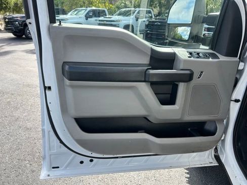 Used 2019 Ford F350 XL w/ Power Equipment Group RWD image 12