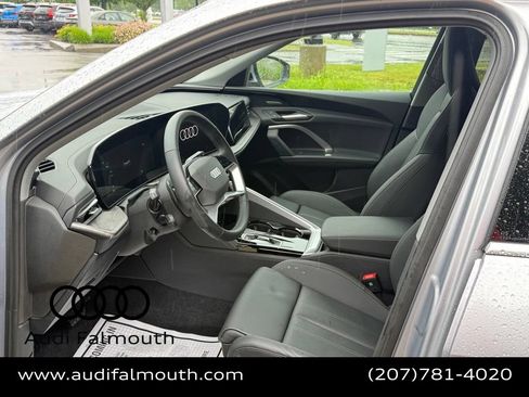 Used 2025 Audi Q5 Premium AWD/4WD image 29